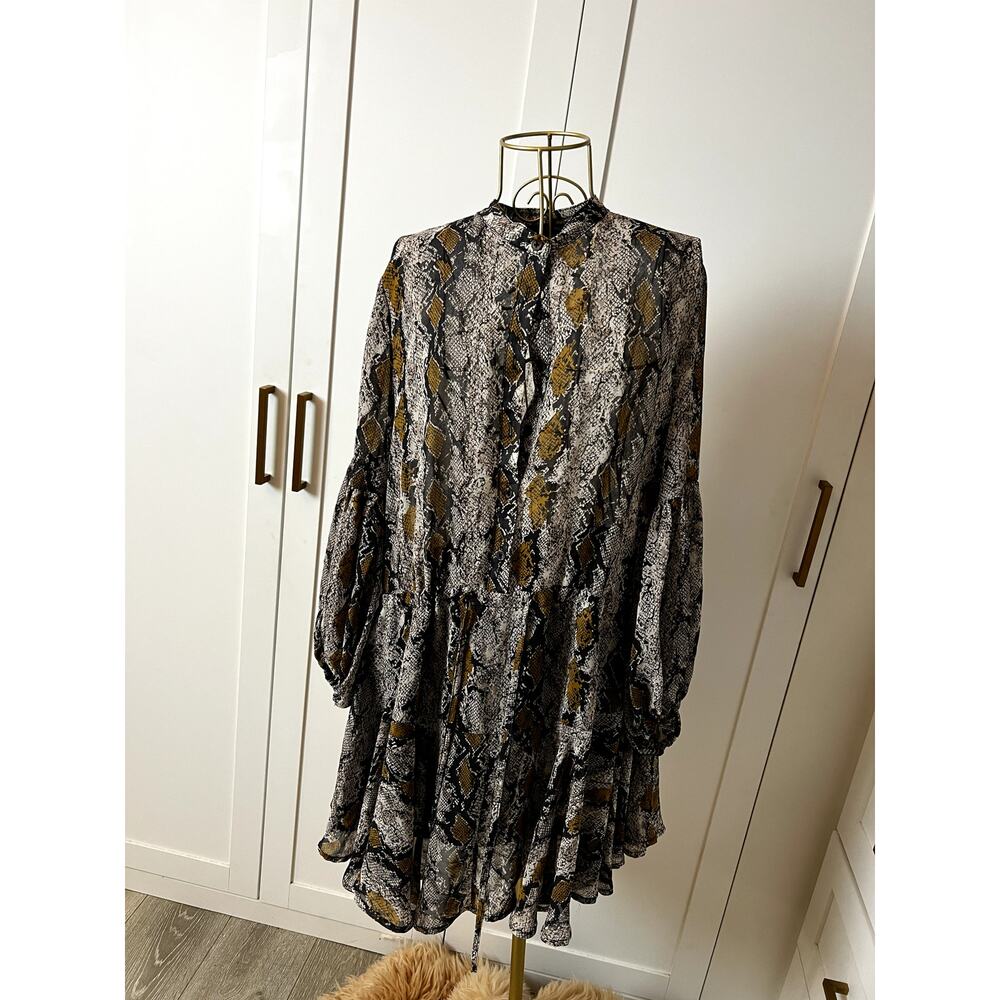 Olivaceous Snake Python Print Long Sleeve Dress Size L